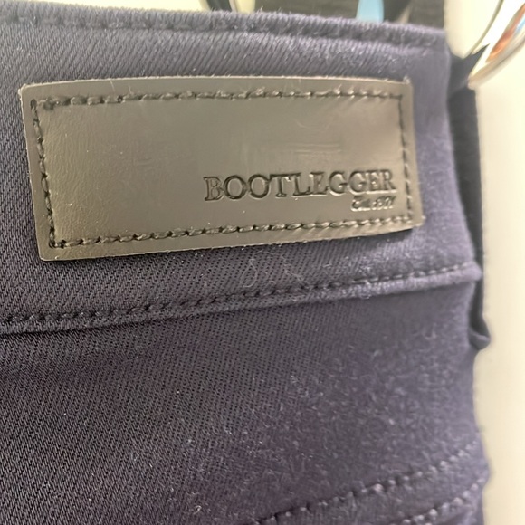 Bootlegger Blue Curvy skinny Ankle pant . - Picture 7 of 8